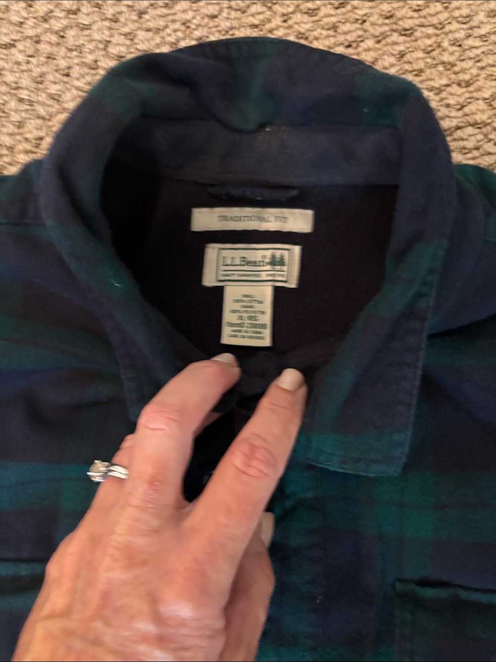 L.L. Bean Men’s Dark Green and Navy Plaid flannel lined Button-Down Shirt